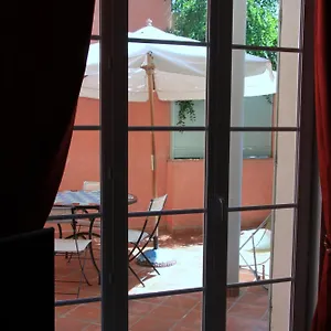 Avec Patio Et Garage Centre Et , Sanary-sur-Mer France